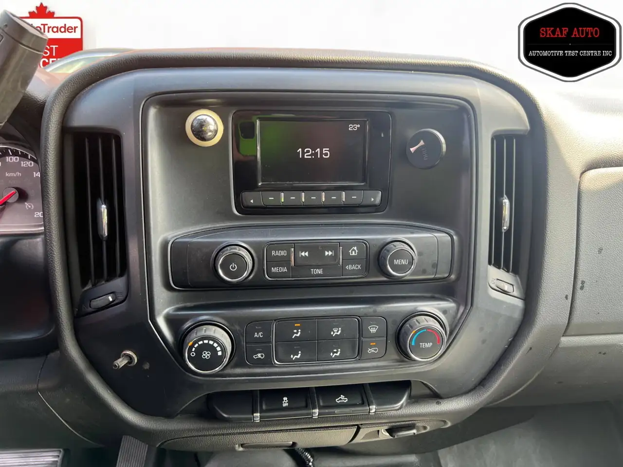 GMC Sierra 3500HD снимка GMC Sierra 3500HD