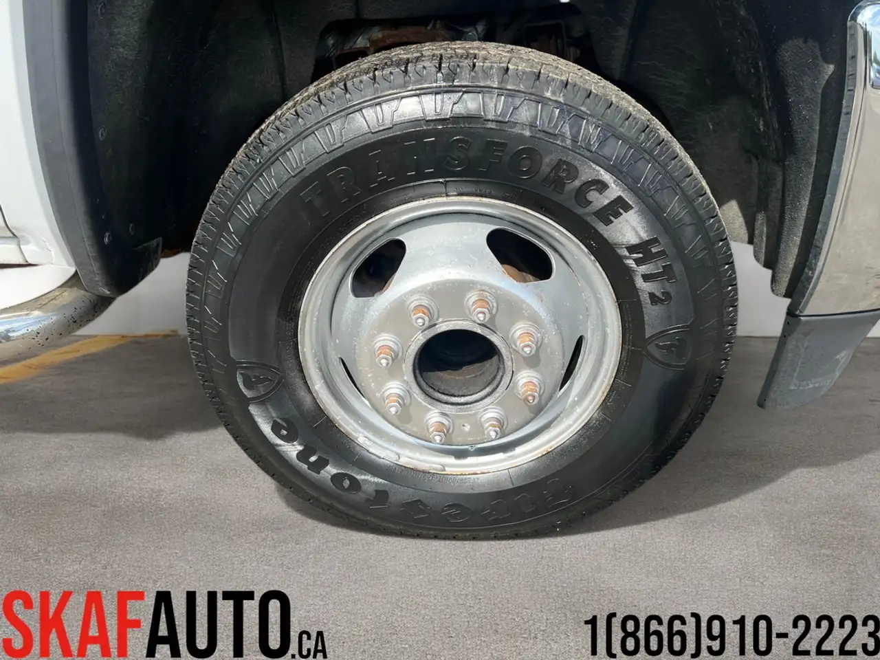 GMC Sierra 3500HD снимка GMC Sierra 3500HD