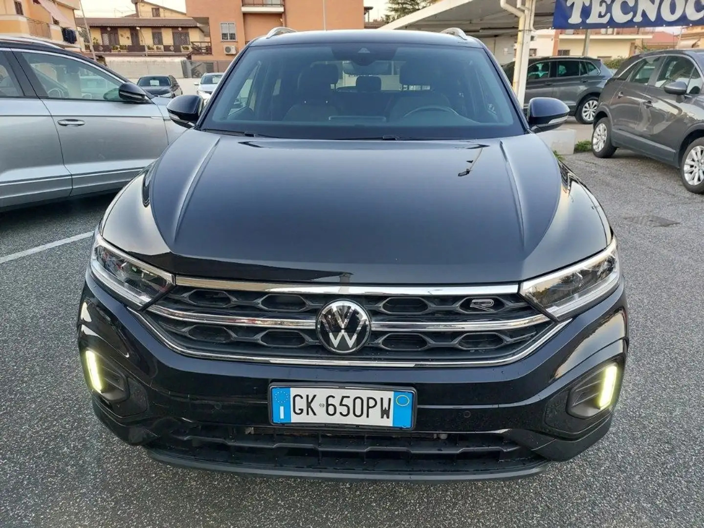 Volkswagen T-Roc 2.0 TDI SCR R-Line Uniprò km 78000 Nero - 2