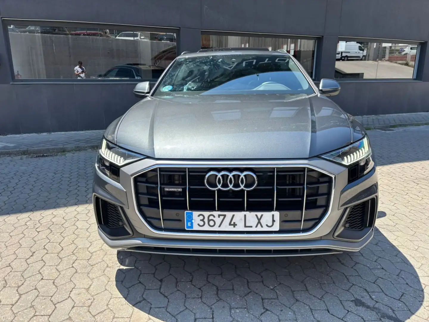 Audi Q8 50 TDI S line plus quattro tiptronic Gris - 2