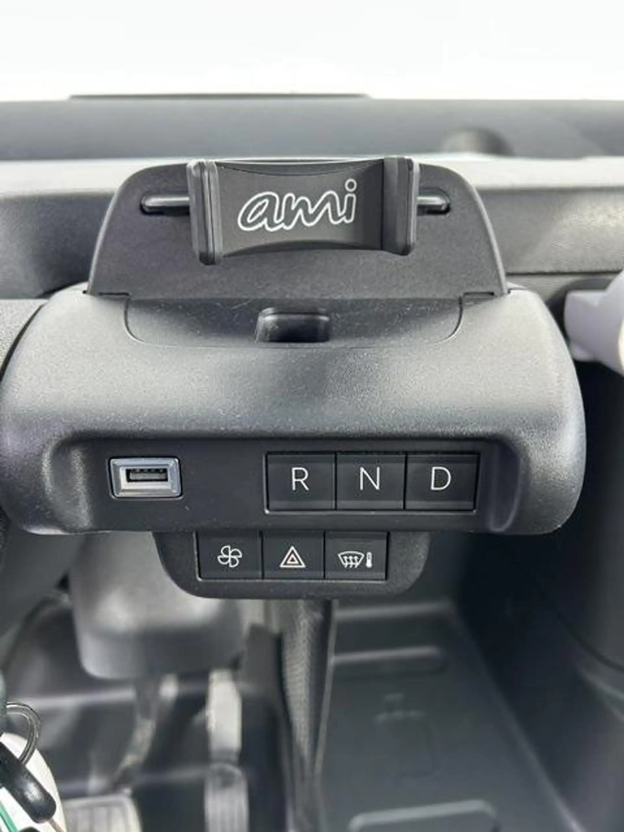 Citroen Ami Orange — photo 15