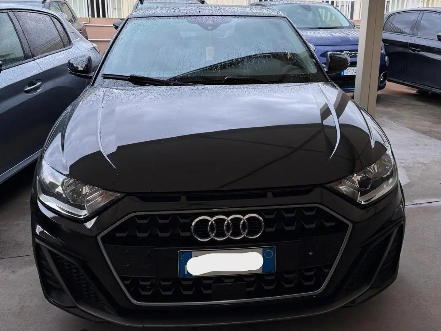 Audi A1 A1 Sportback 35 1.5 tfsi Identity Black s-tronic Noir - 1