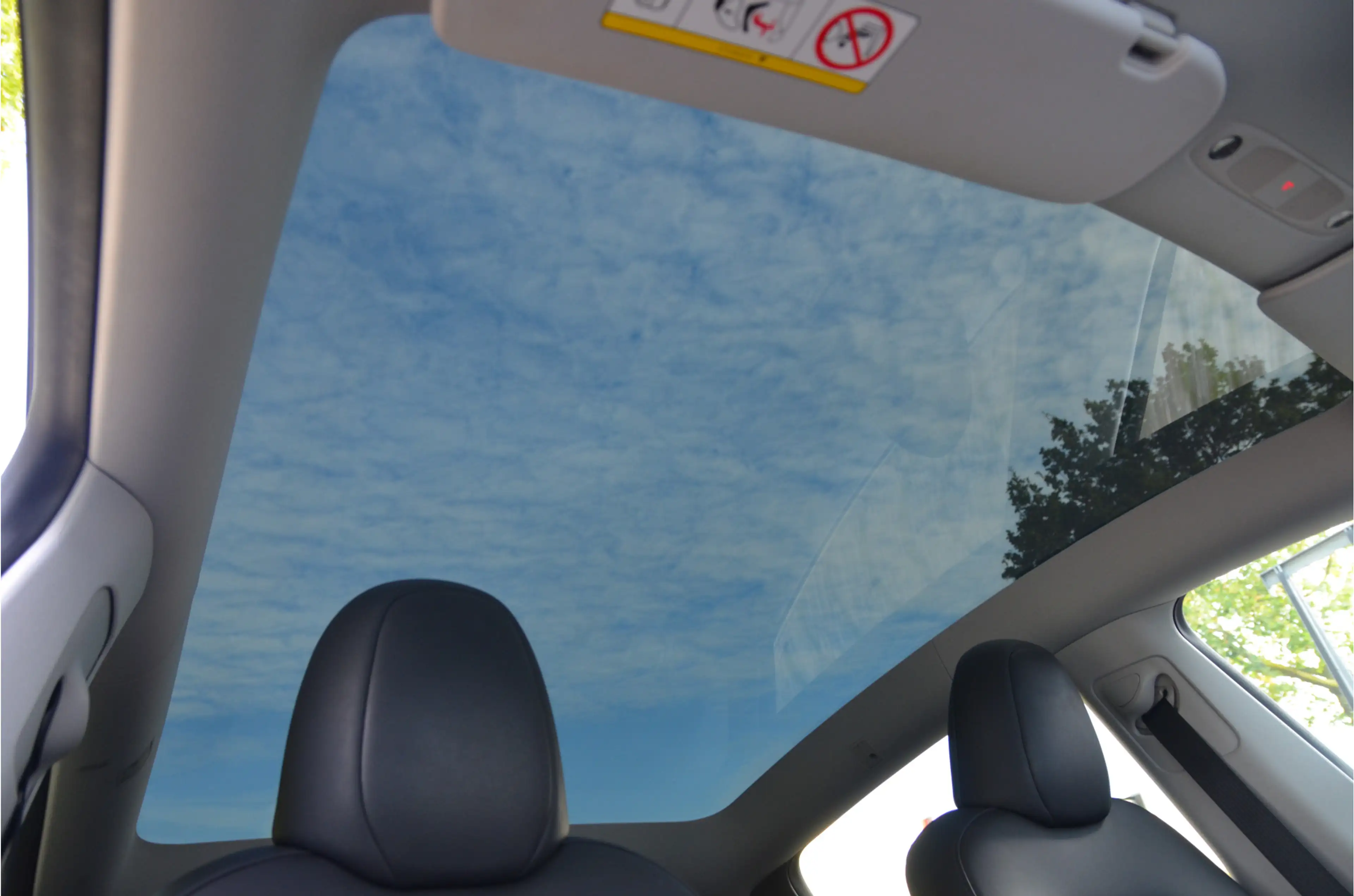 Tesla Model Y Long Range AWD 75 kWh AutoPilot4.0 (FSD 99,- p/mnd — photo 2