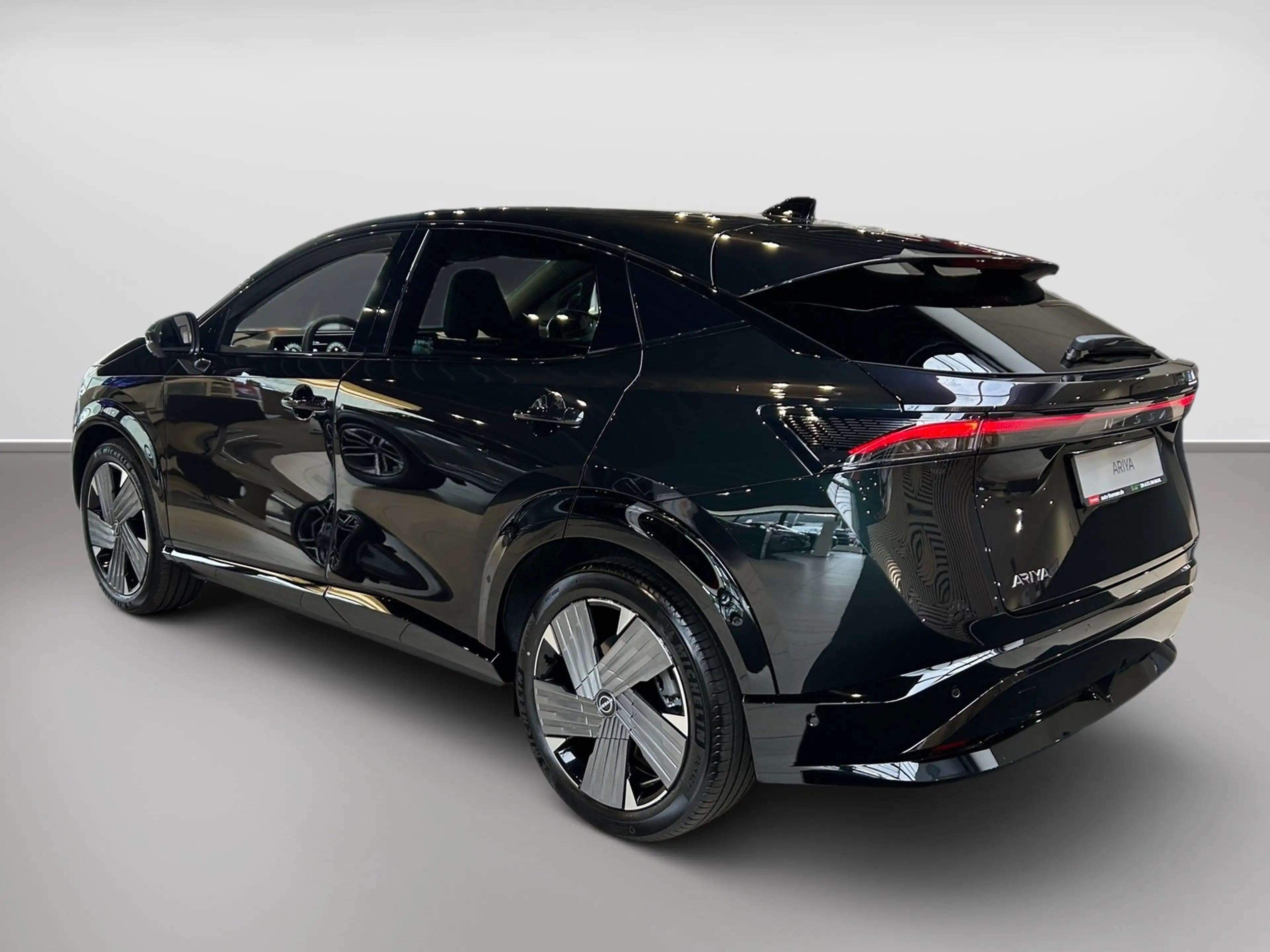 Nissan Ariya (MY26) 87 kWh ACC+AUT+LED+Navi+Pano+SD+LM — photo 5