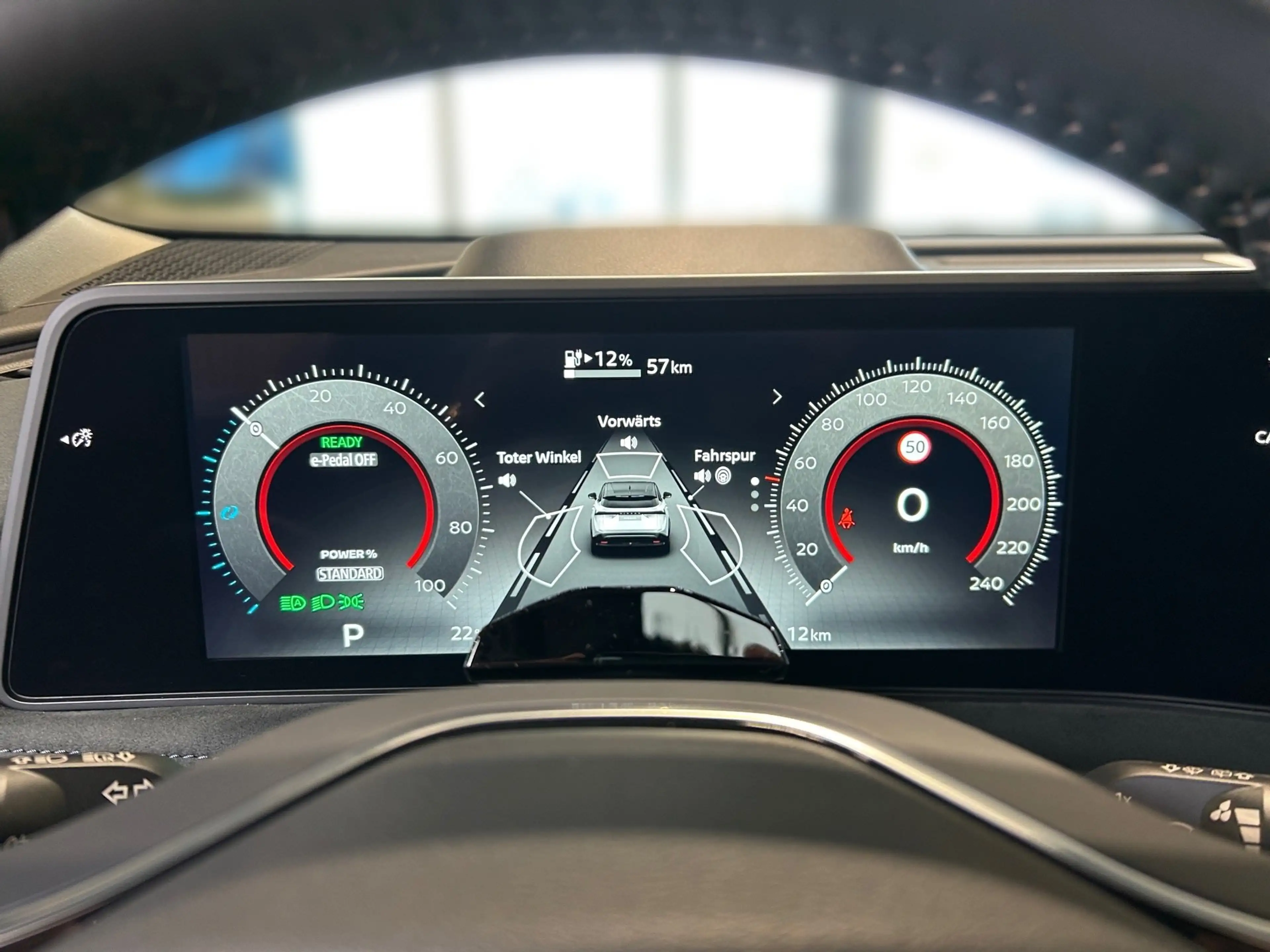Nissan Ariya (MY26) 87 kWh ACC+AUT+LED+Navi+Pano+SD+LM — photo 13