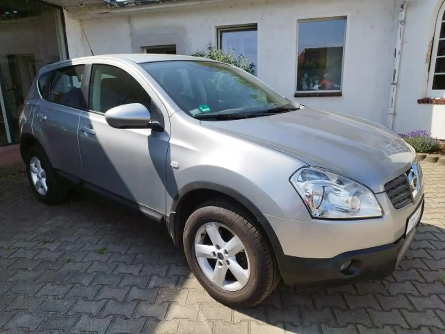 Nissan Qashqai J10 Silber - 1