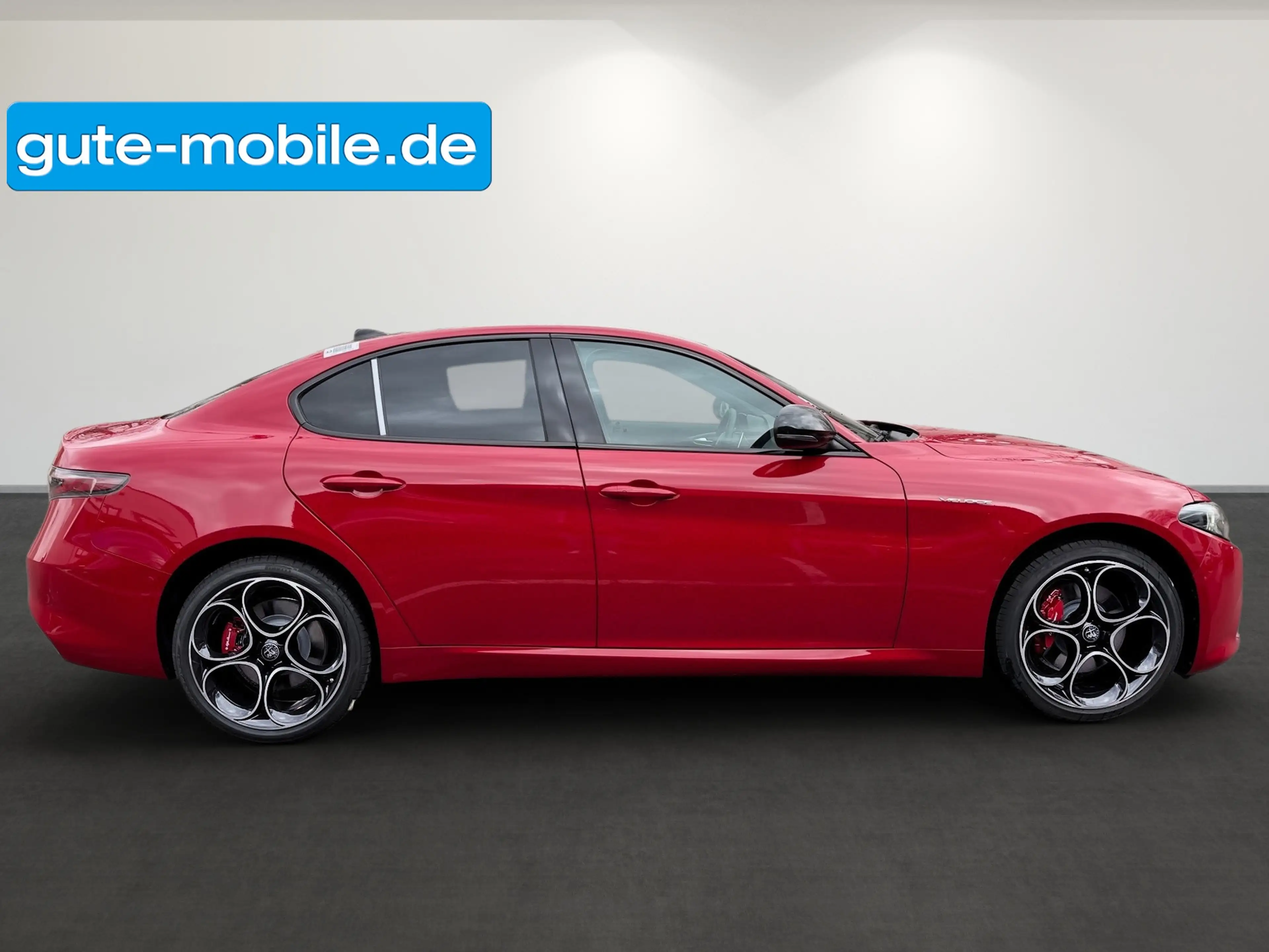 Alfa Romeo Giulia Veloce Q4|Technologie-Paket|Premium-Paket — photo 10