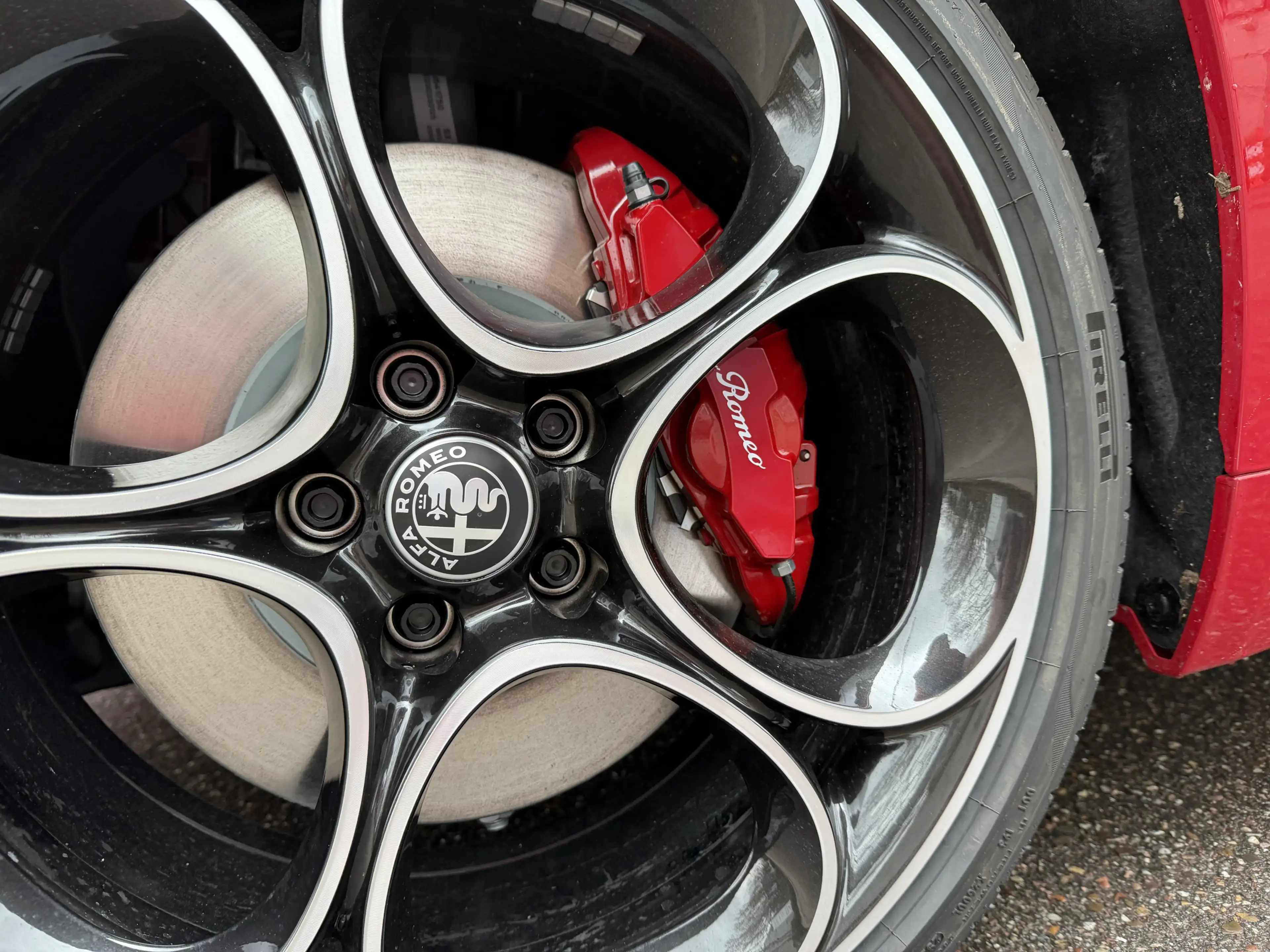 Alfa Romeo Giulia Veloce Q4|Technologie-Paket|Premium-Paket — photo 14