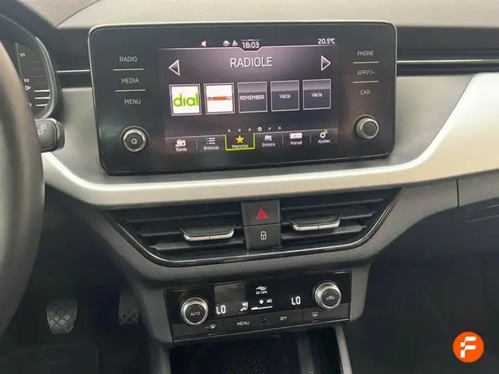 Škoda Kamiq 1.0 TSI Selection 2023, foto 14