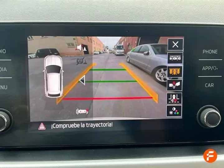 Škoda Kamiq 1.0 TSI Selection 2023, foto 15