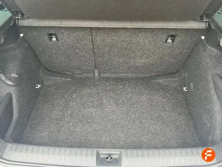 Škoda Kamiq 1.0 TSI Selection 2023, foto 19