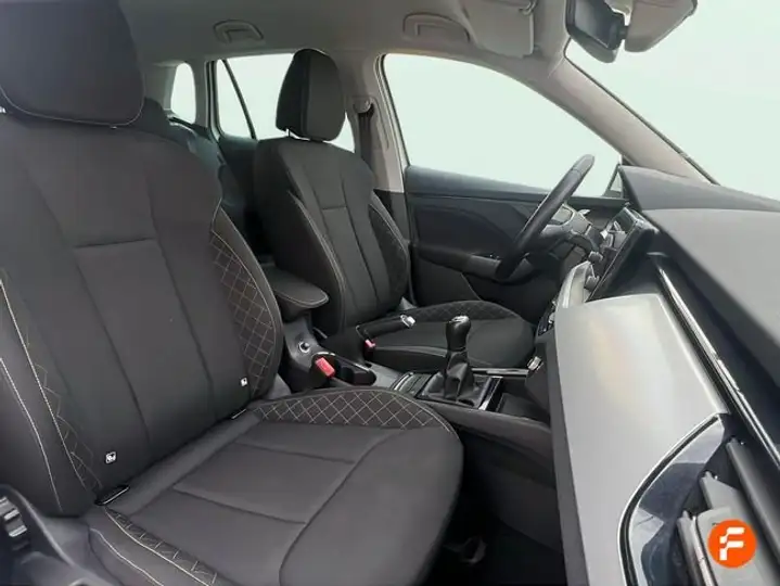 Škoda Kamiq 1.0 TSI Selection 2023, foto 16