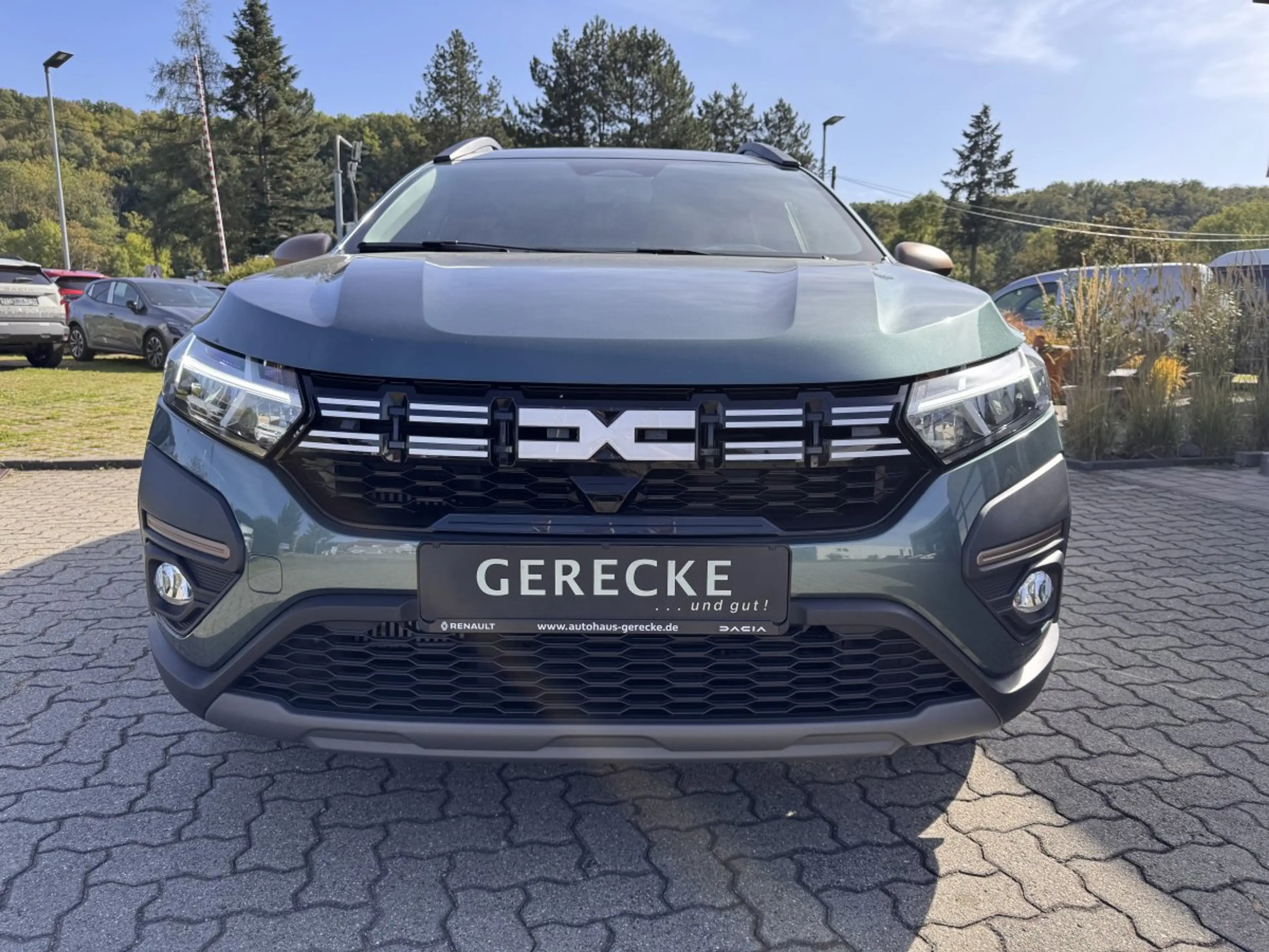 Dacia Jogger 1.0 TCe 110 EU6e Extreme — photo 3