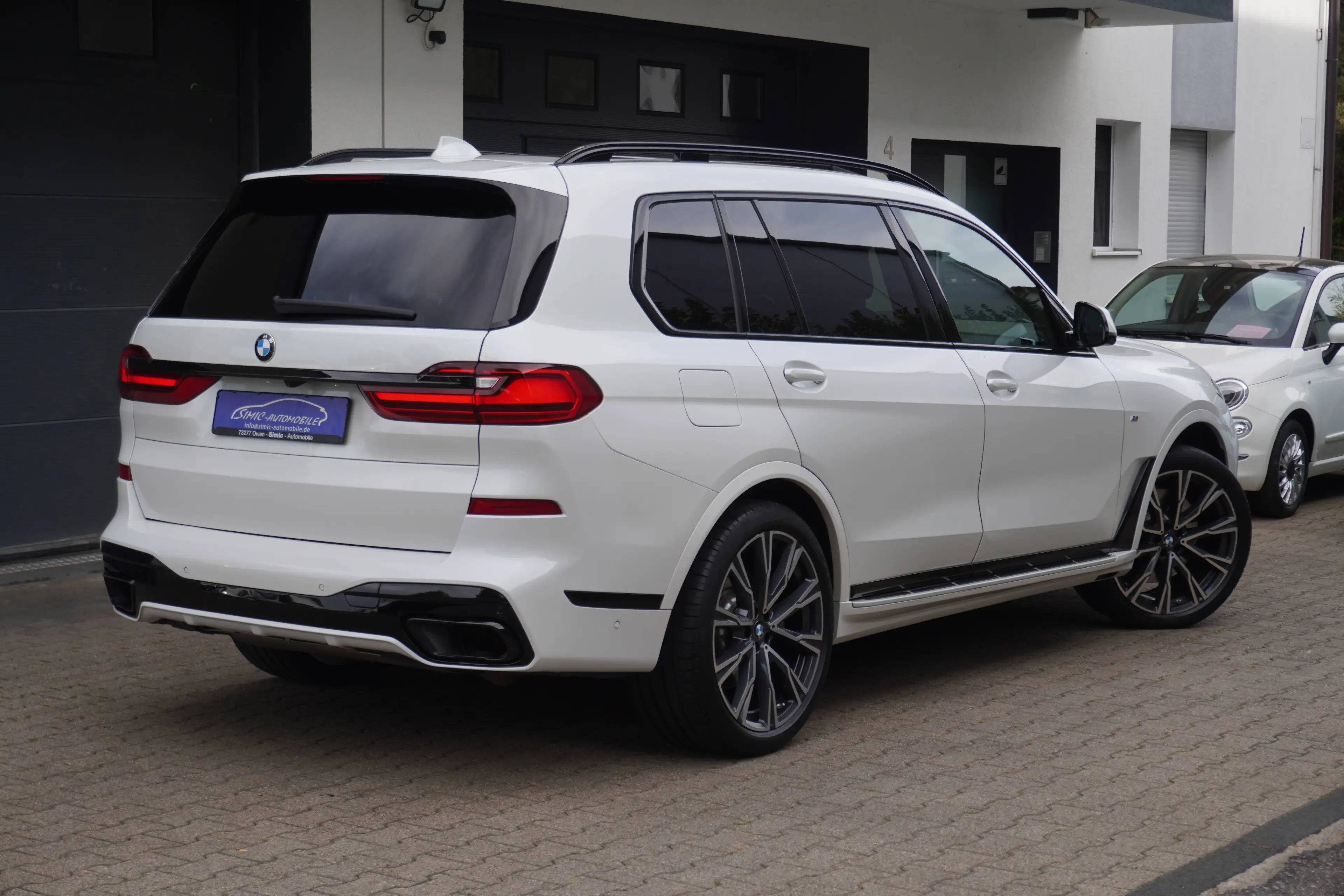BMW X7 xDrive 40 d M Sport LEDER+NAVI+KAMERA+PANORAMA+AHK+6Sitze — photo 9