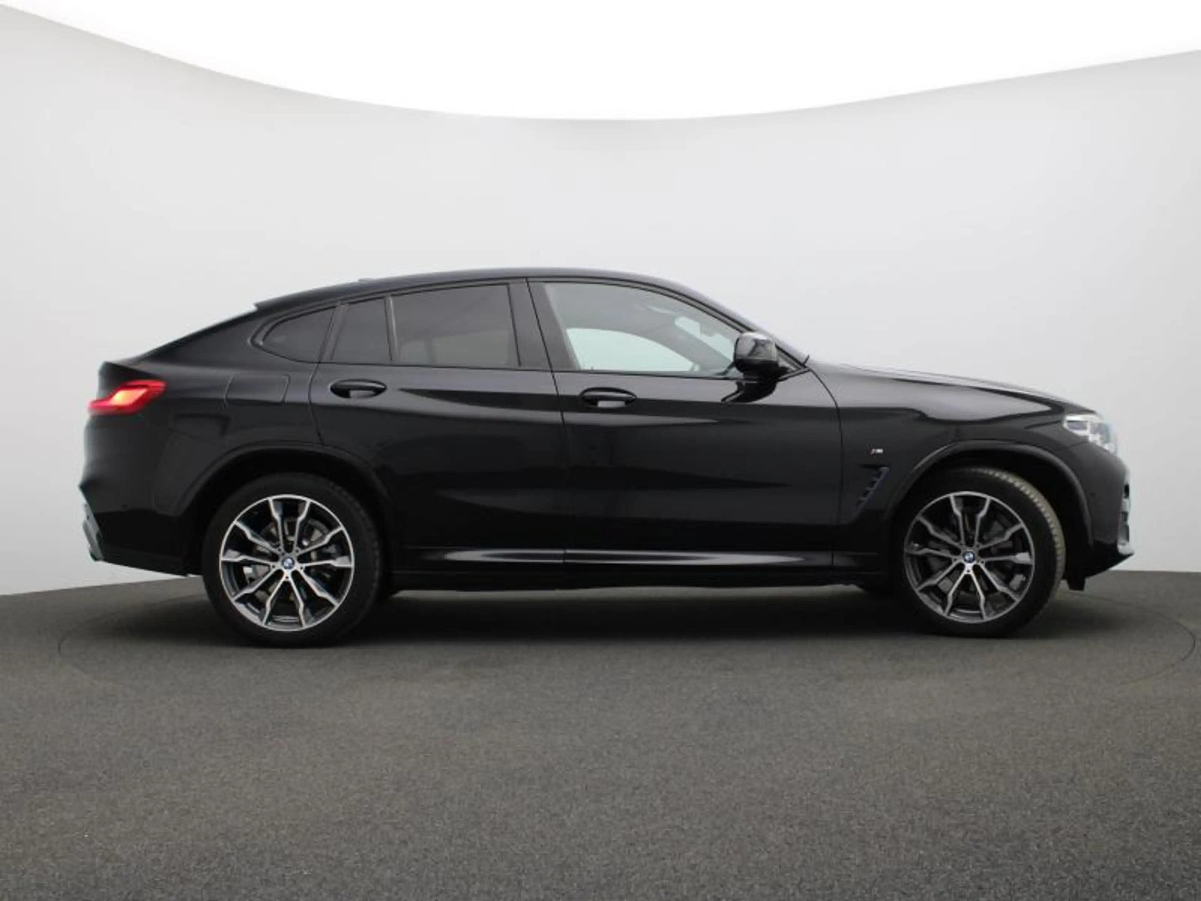 BMW X4 M SPORT - PANO-DAK - LEDER — photo 3