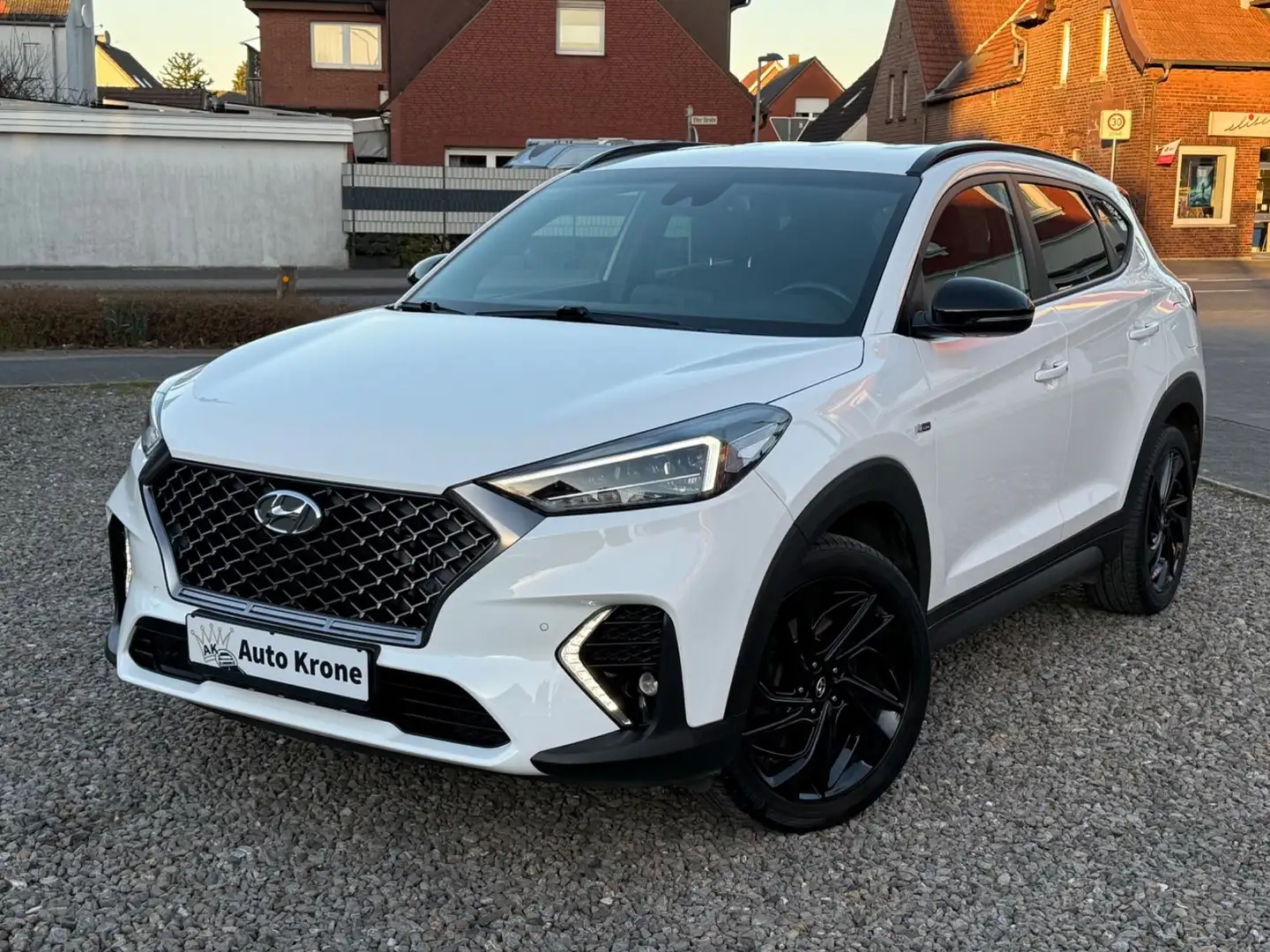 Hyundai TUCSON N Line 1.6D Aut. Leder Keyless LED R-Cam Weiß - 1
