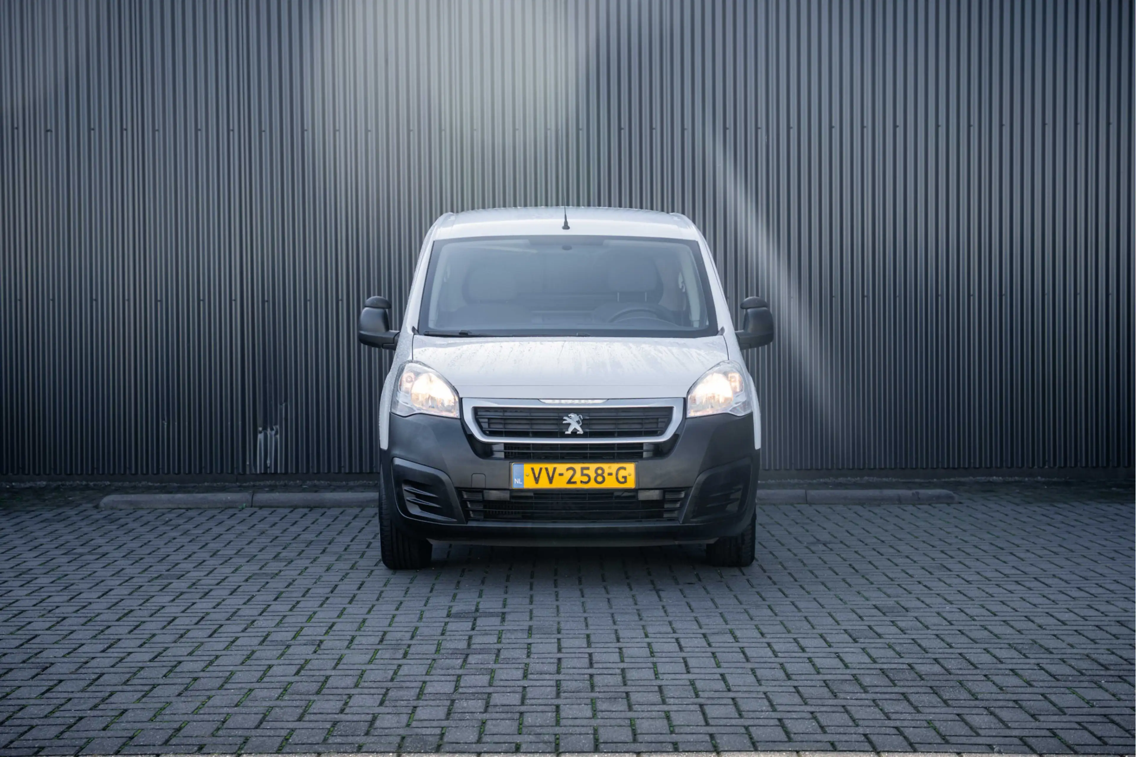 Peugeot Partner | Camera | Navi | Airco | Trekhaak — photo 3