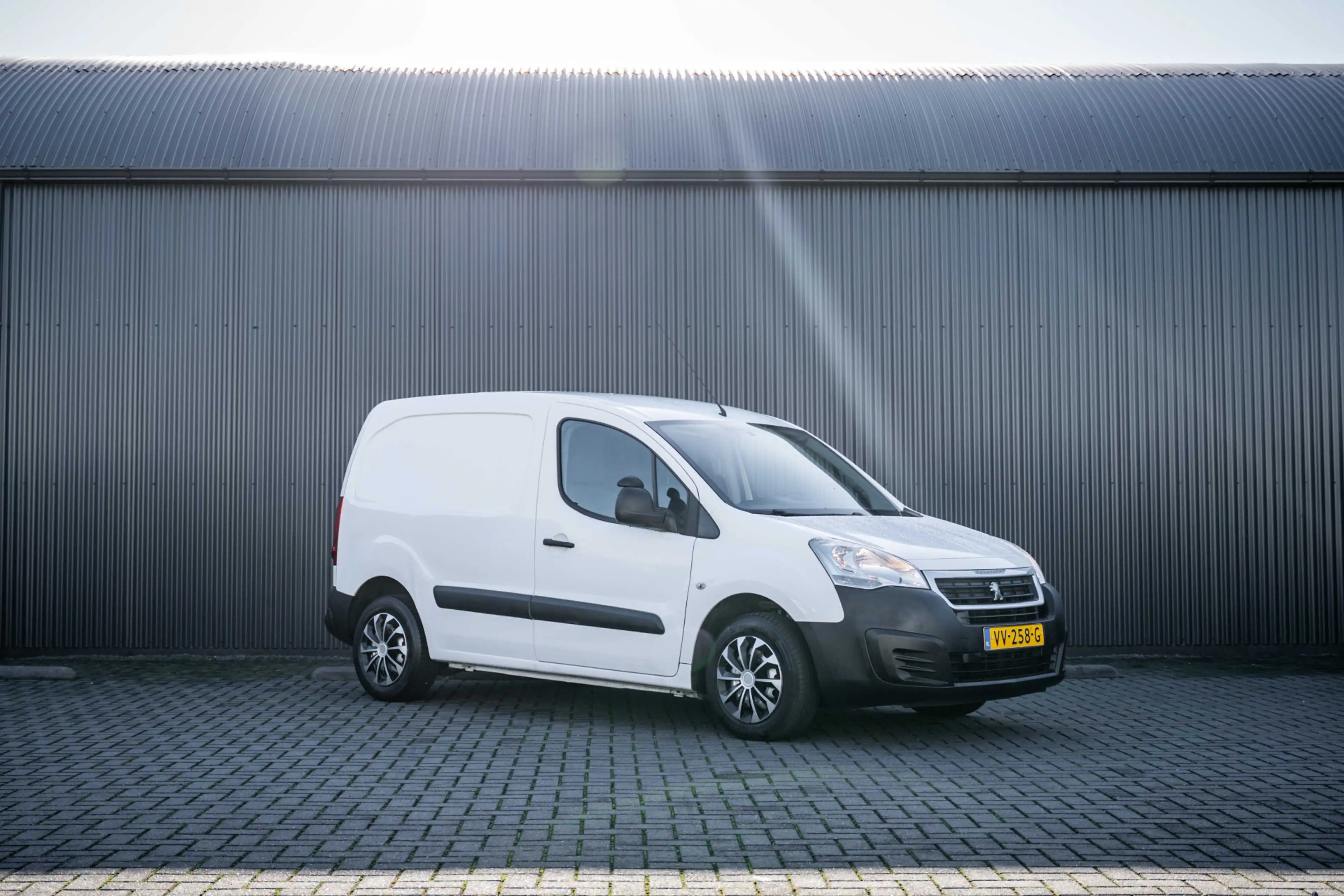 Peugeot Partner | Camera | Navi | Airco | Trekhaak — photo 4