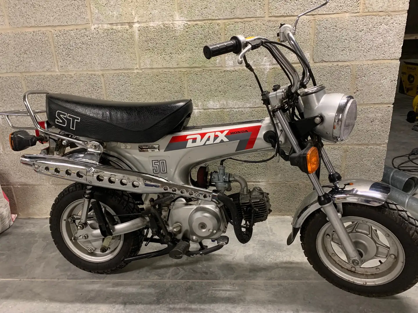Honda Dax ST 50 Gri - 1