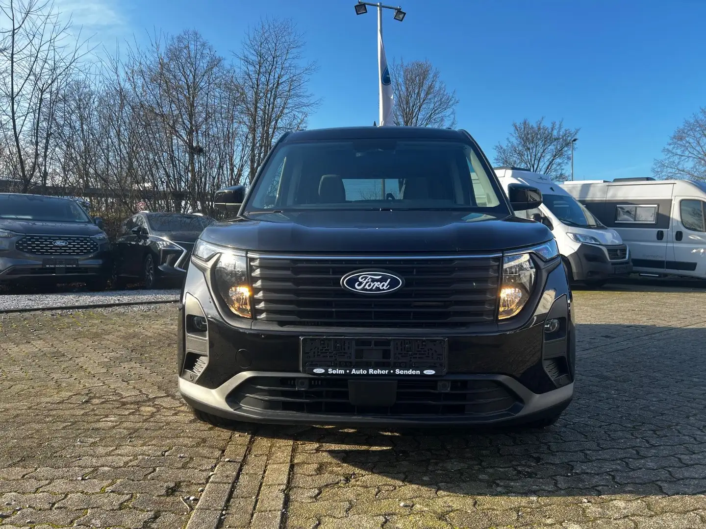 Ford Tourneo Courier Titanium Auto. Winter-P. 5J Gara Nero - 2