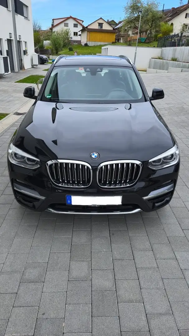 BMW X3 xDrive 30 d Luxury Line Schwarz - 1