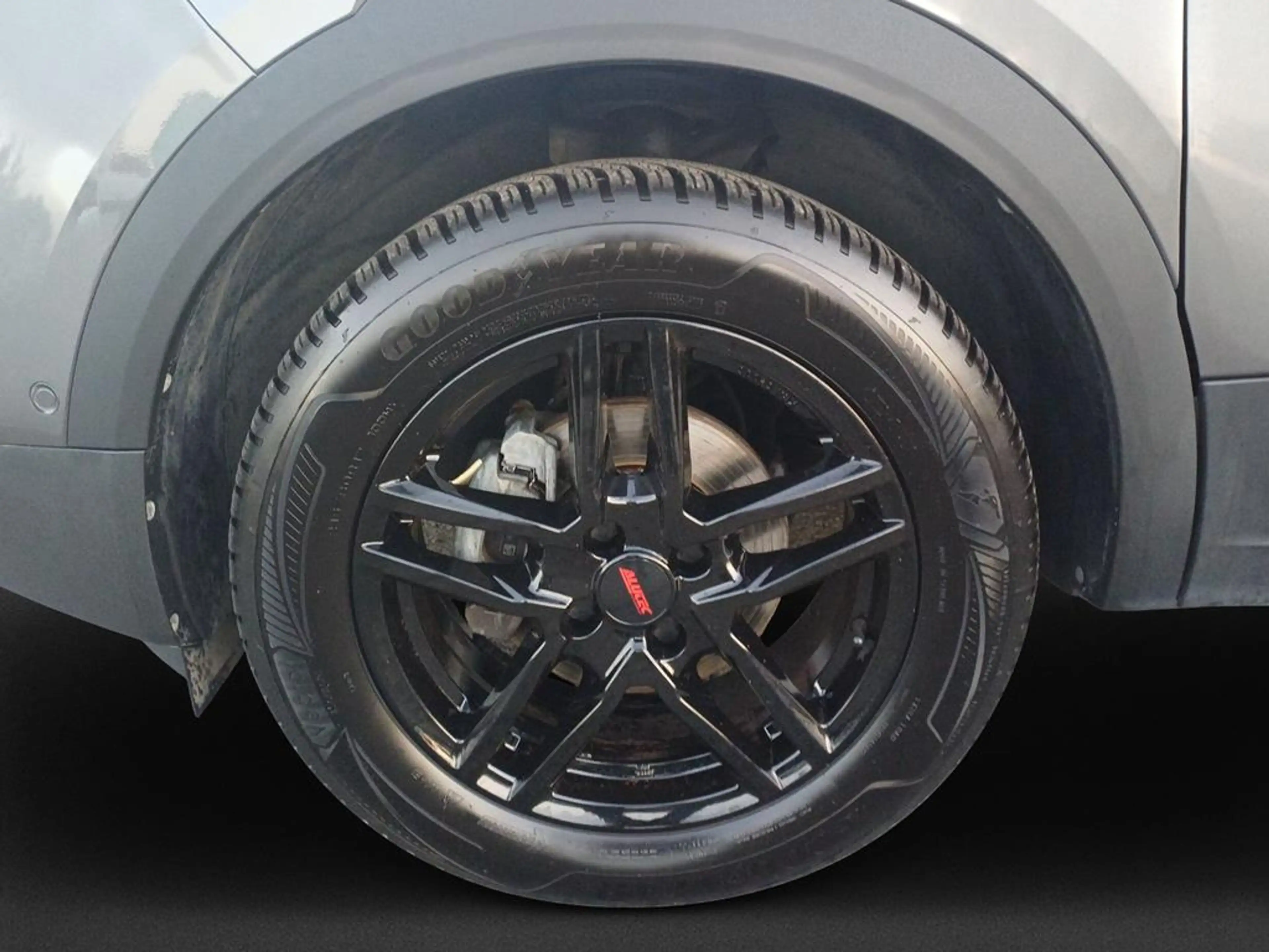 Opel Mokka Black — photo 8