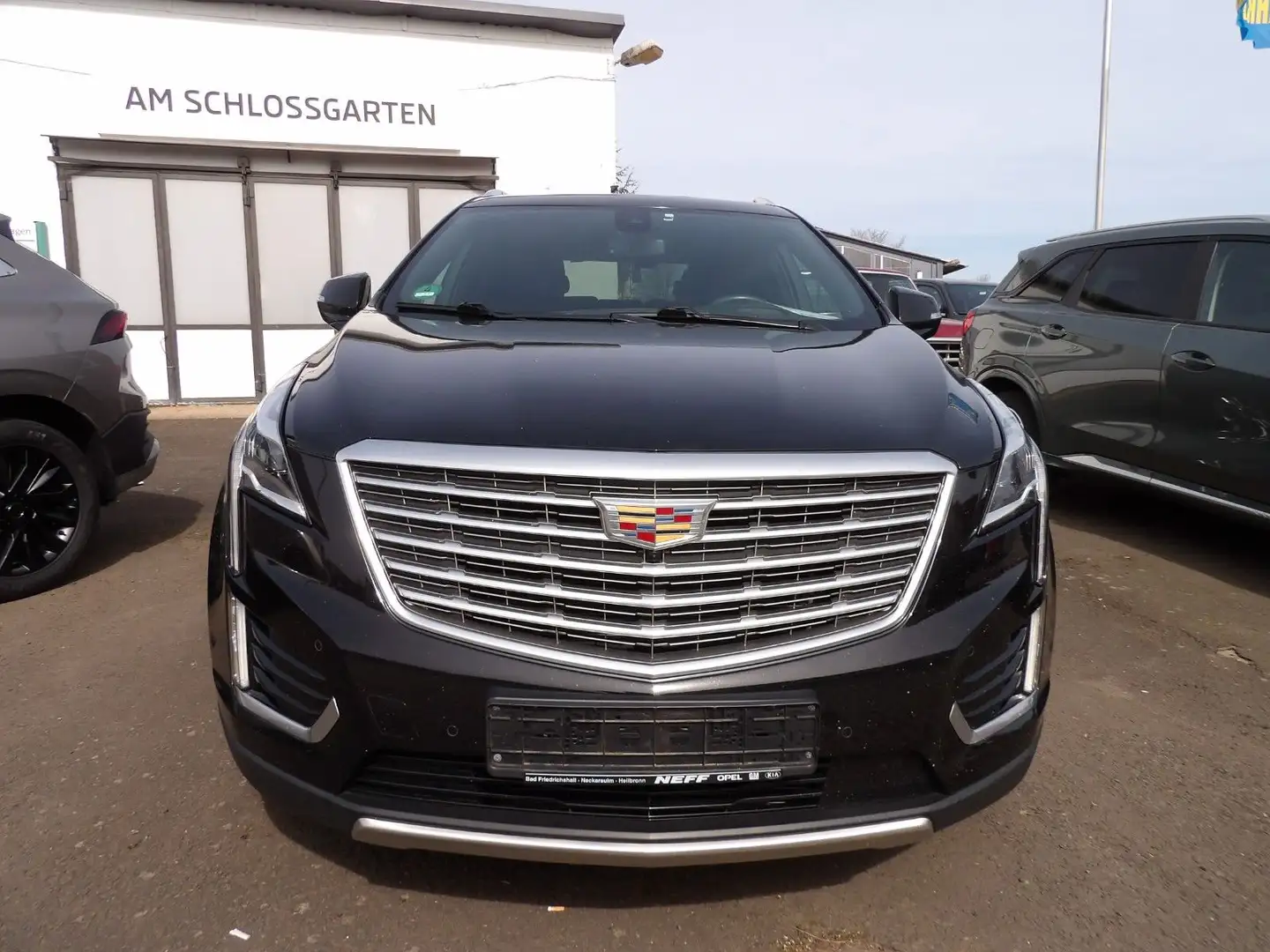Cadillac XT5 Platinum AWD Negro - 2