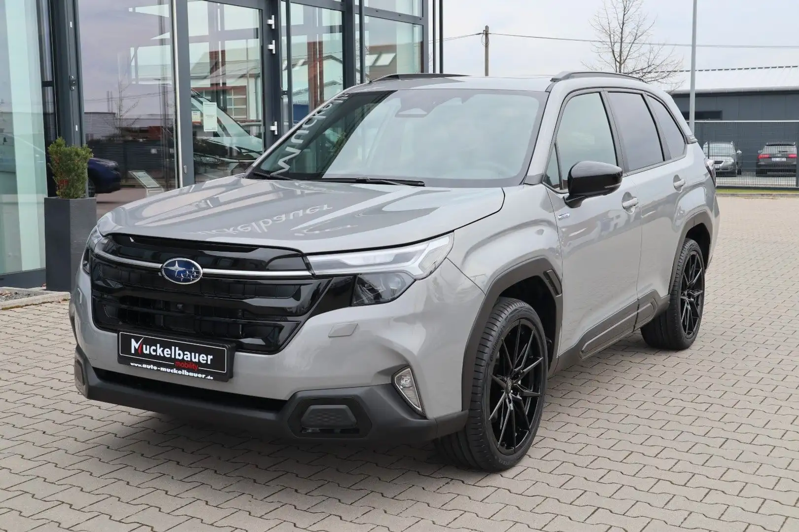 Subaru Forester 2.0ie Platinum MJ 2025 mit 20 Zoll Grau - 2