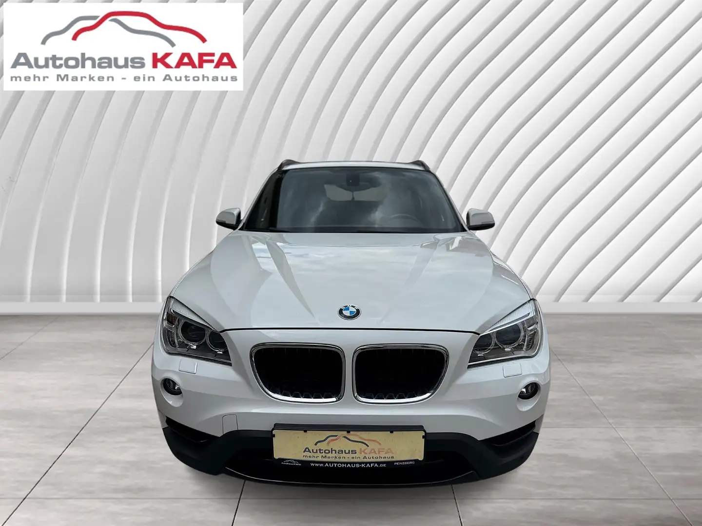 BMW X1 20 d xDrive** Spor Line /Facelift/Pano/Leder** Blanc - 1