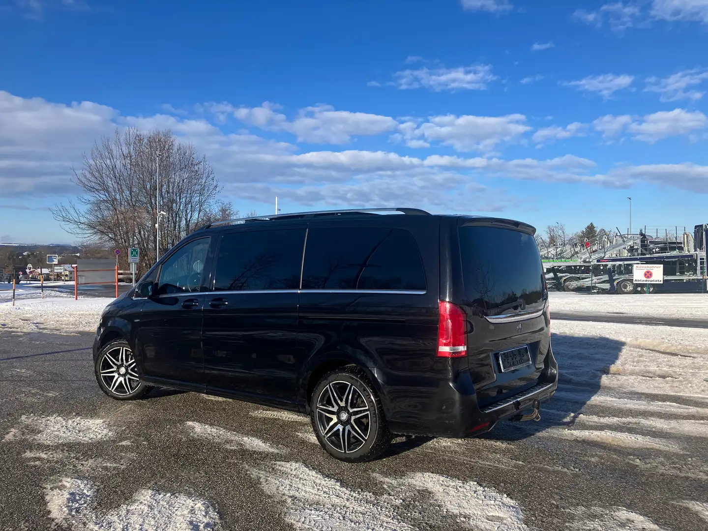 Mercedes-Benz V 250 V 250 d 4MATIC Avantgarde Aut. Avantgarde Schwarz - 2