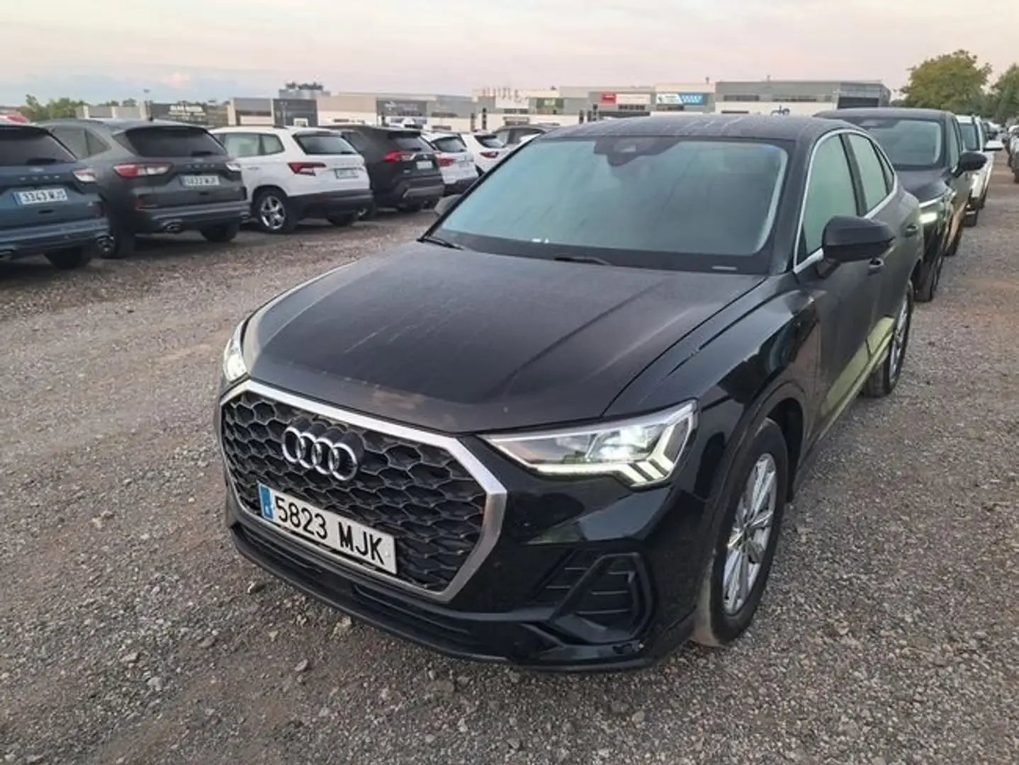 Audi Q3 35 TDI Advanced S tronic 110kW Negro - 1