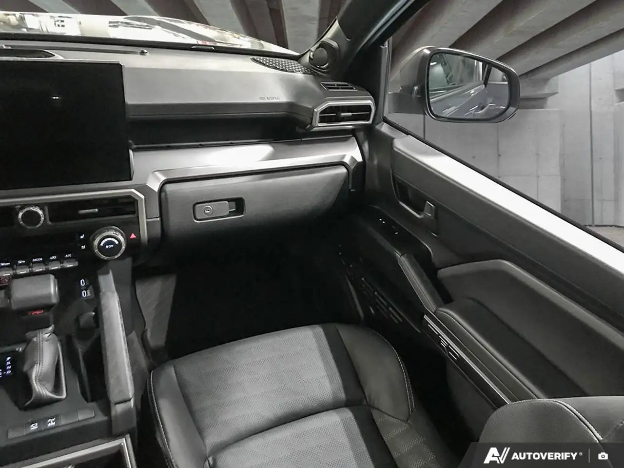 Toyota 4-Runner снимка Toyota 4-Runner