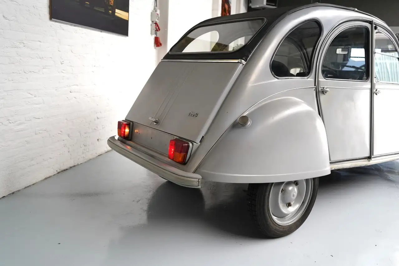 Citroen 2CV 6 AZKA 602cc, foto 7