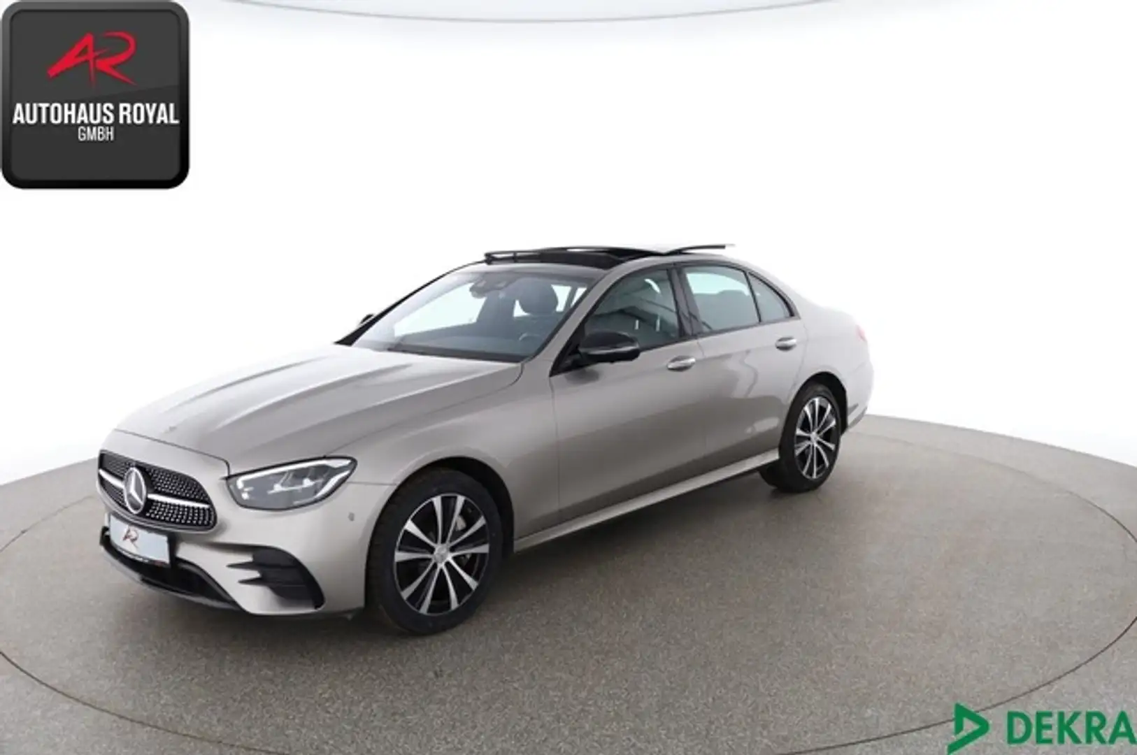 Mercedes-Benz E 300 de 4M AMG NIGHT BURMESTER HIGH END,WIDE,SH Plateado - 1