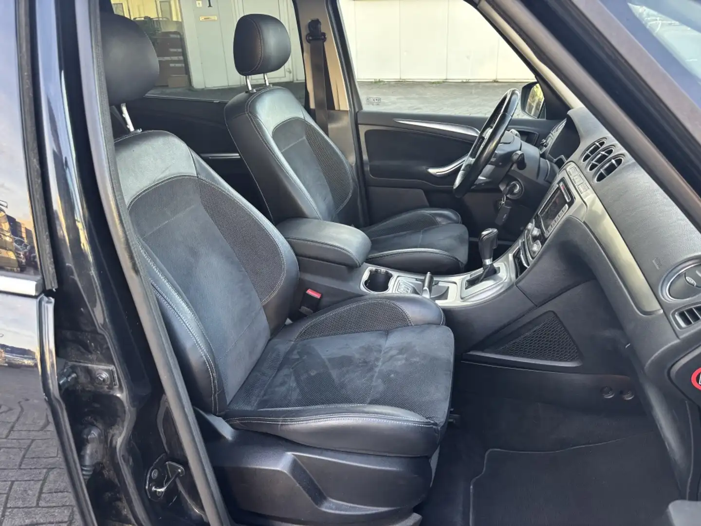 Ford Galaxy 2.3-16V Ghia Limited 7persoons Panorama Trekhaak N Noir - 2