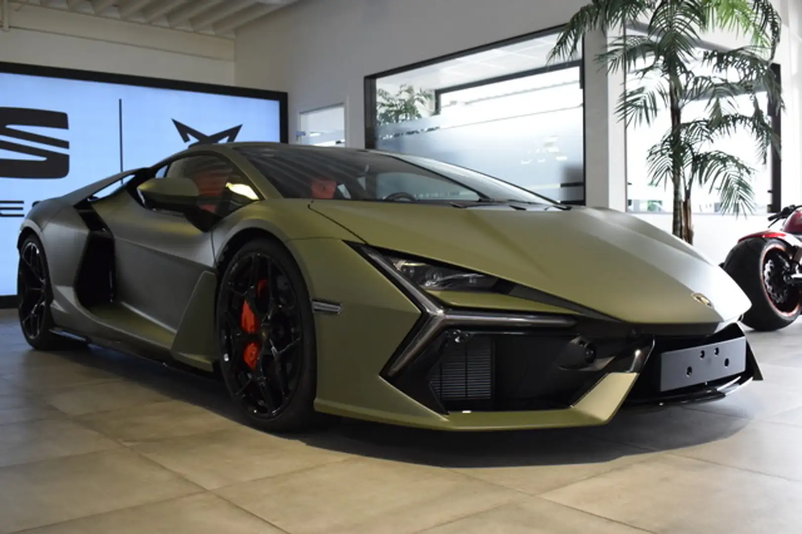 Lamborghini Revuelto 6.5 V12 HPEV*SPORTIVA*CARBON*SOFORT V. Green - 1