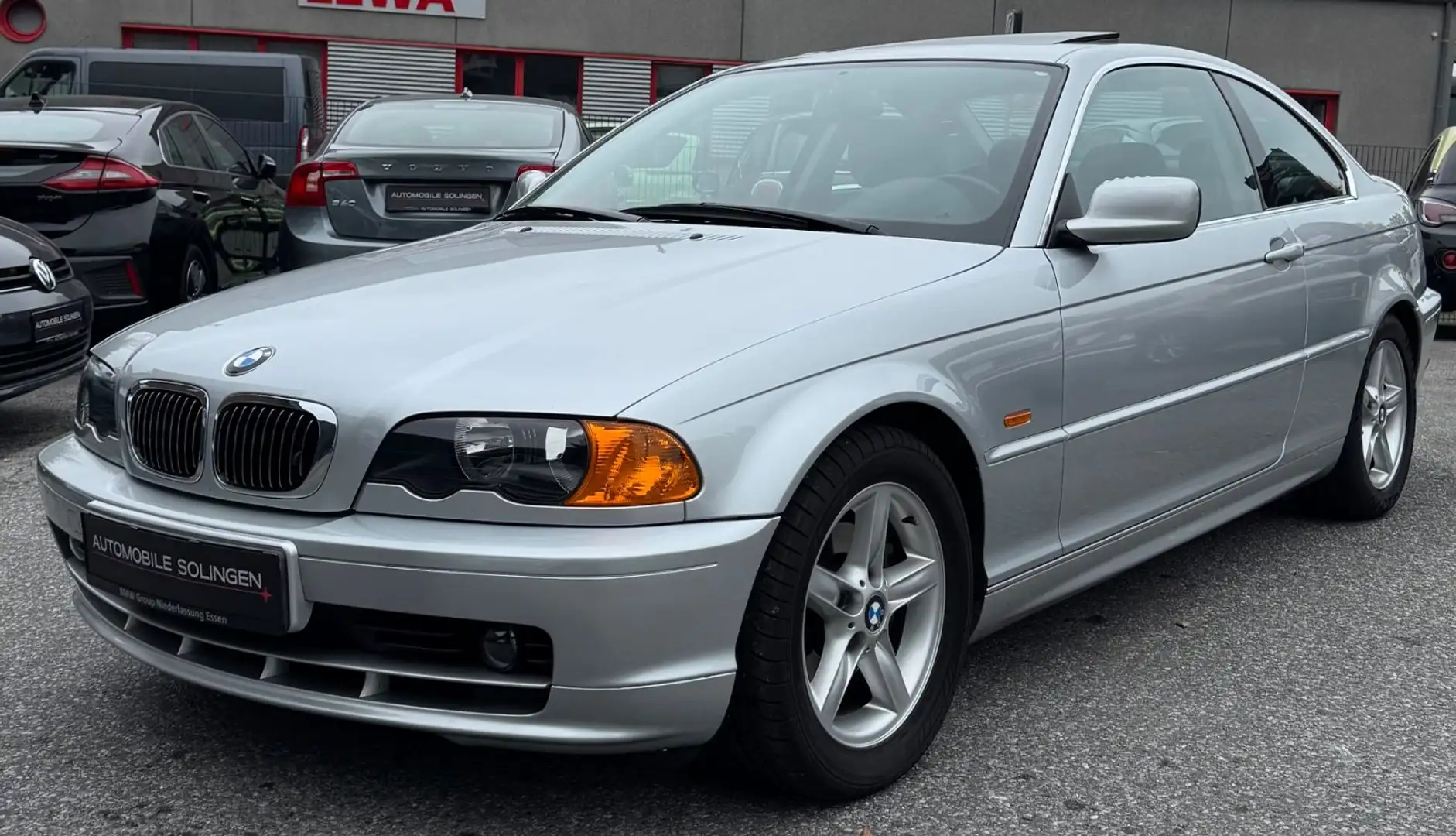 BMW 320 Ci Coupé 1.HD+KLIMA+SCHECKH.+GARAGE+SCHIEBED. Silber - 1