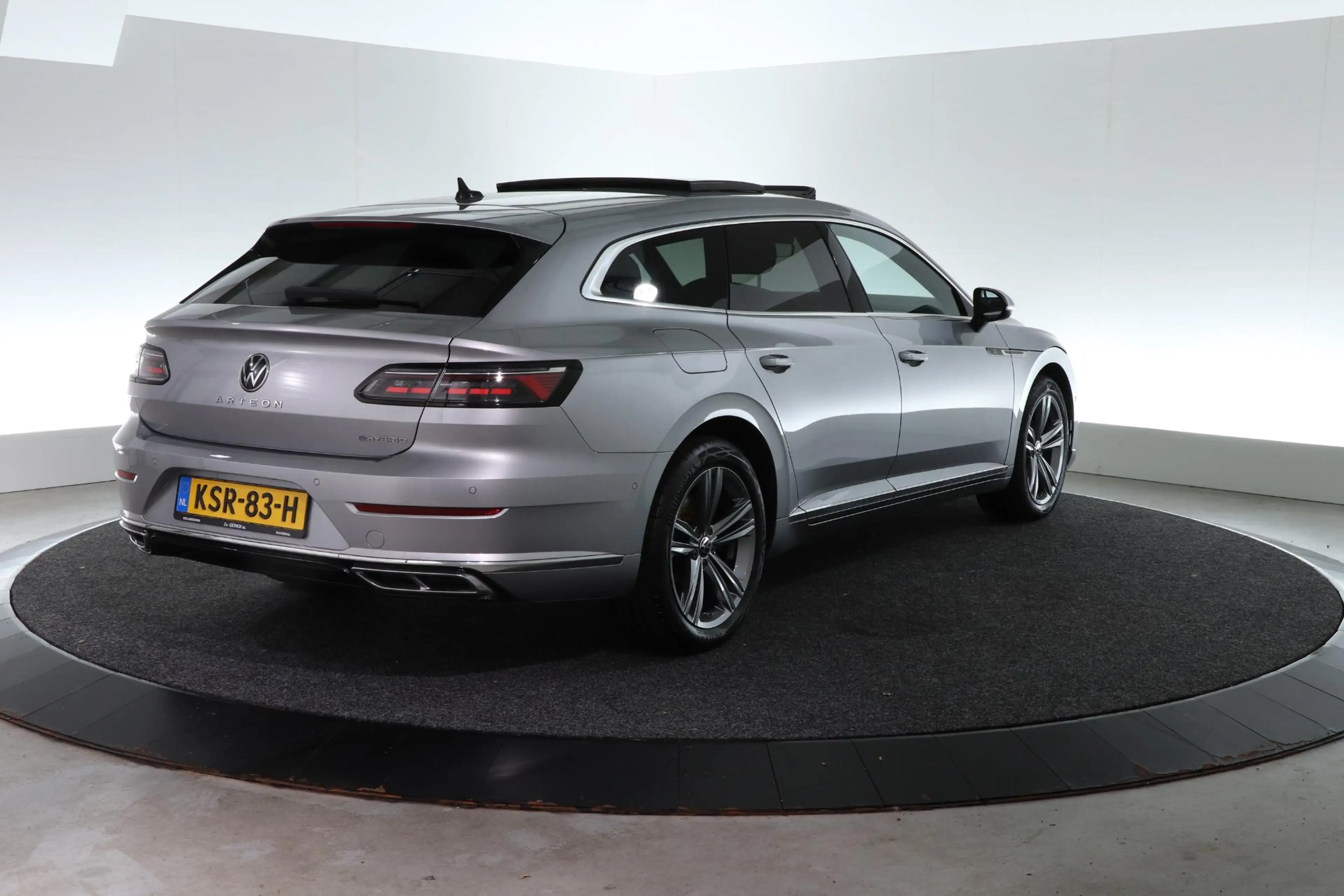 Volkswagen Arteon Shooting Brake 1.4 TSI eHybrid R-Line Business+ | — photo 2