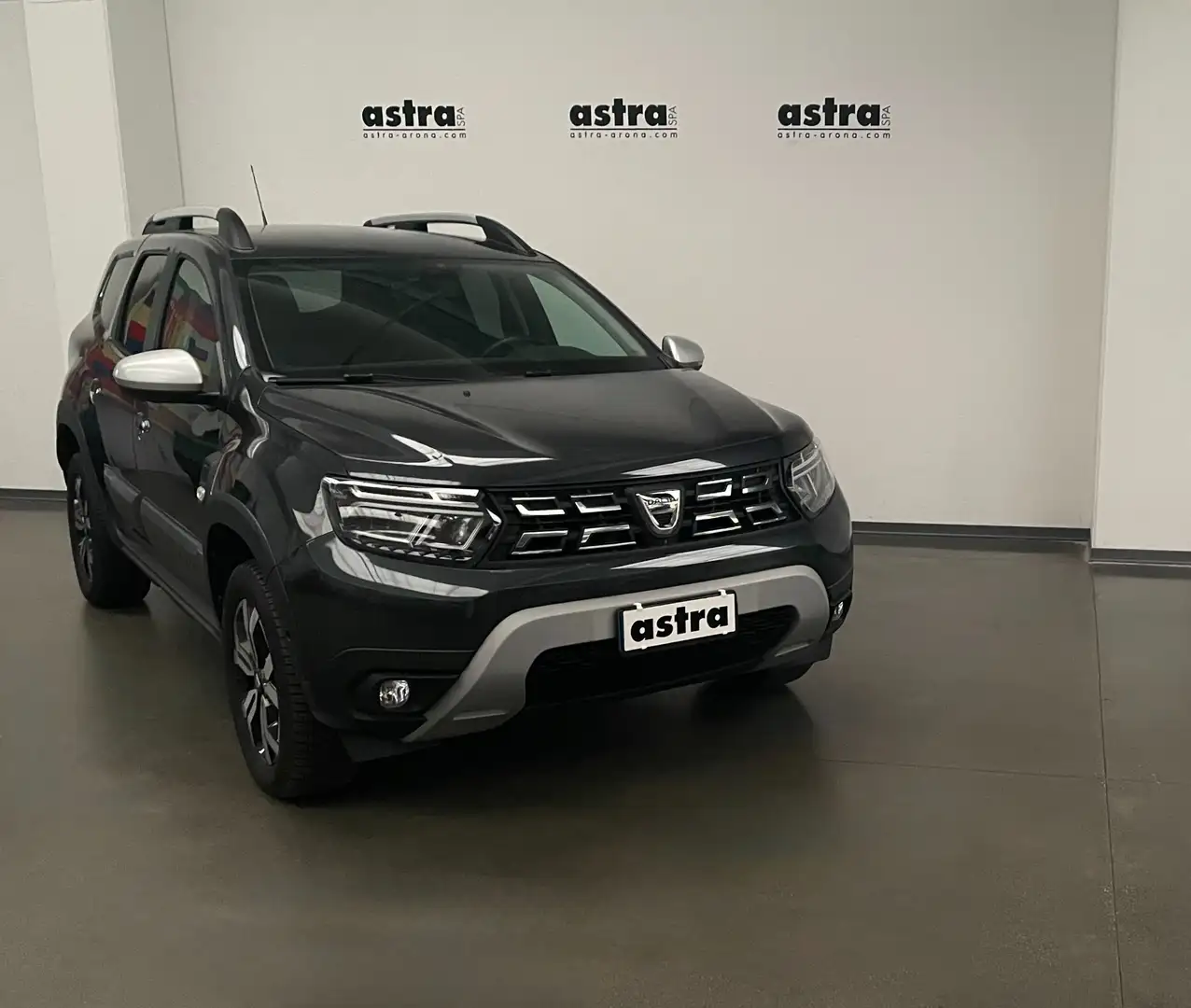 Dacia Duster 1.5 blue dci Prestige 4x4 115cv Gris - 1