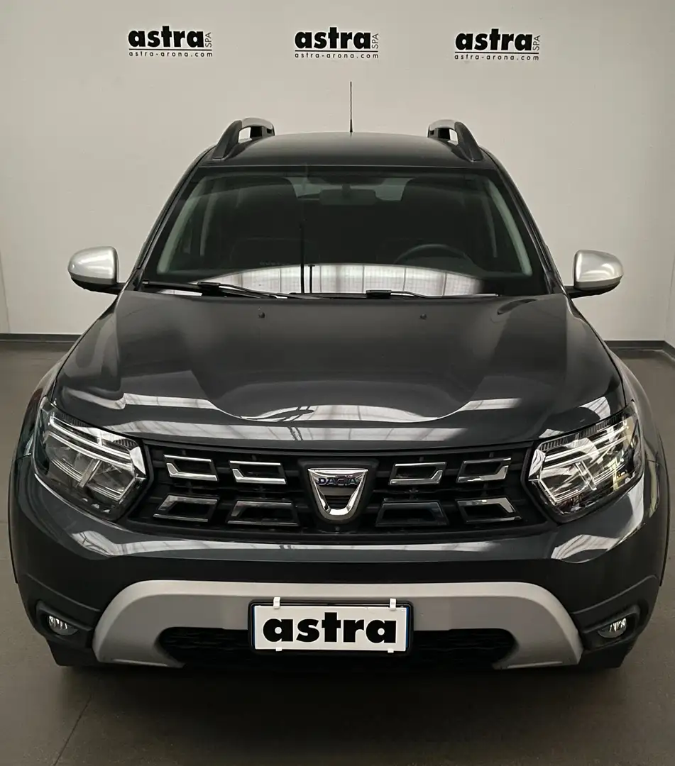Dacia Duster 1.5 blue dci Prestige 4x4 115cv Gris - 2