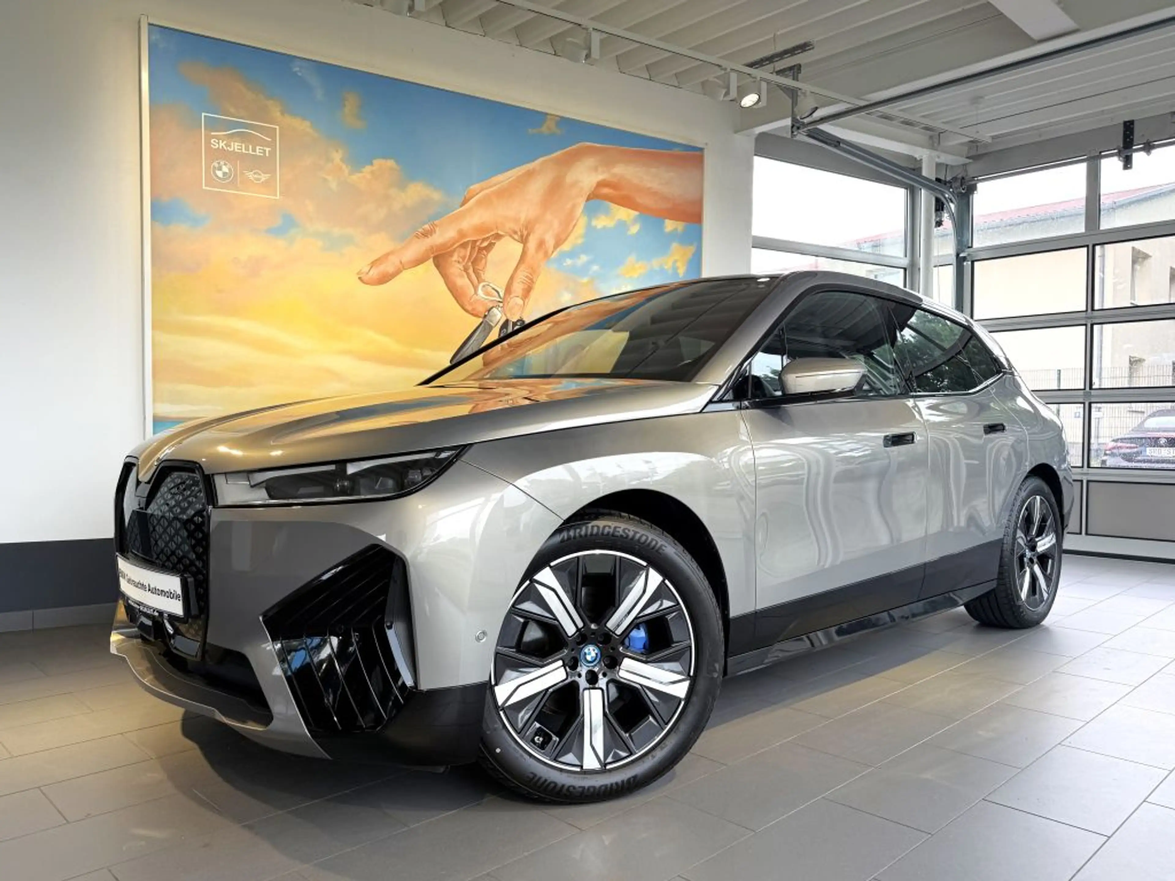 BMW iX xDr.50 SPORT PANO+SOFT+KAM360+ACC+AHK+21*+HARM