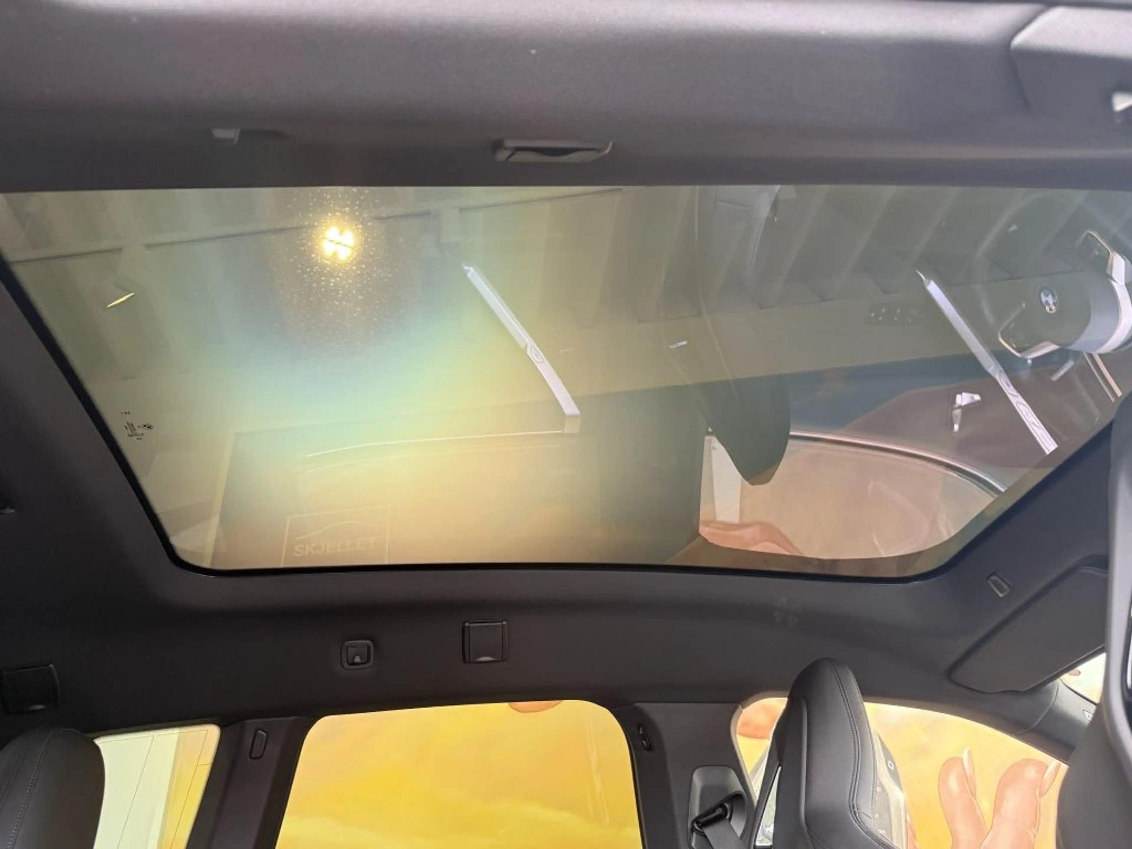 BMW iX xDr.50 SPORT PANO+SOFT+KAM360+ACC+AHK+21*+HARM — photo 6