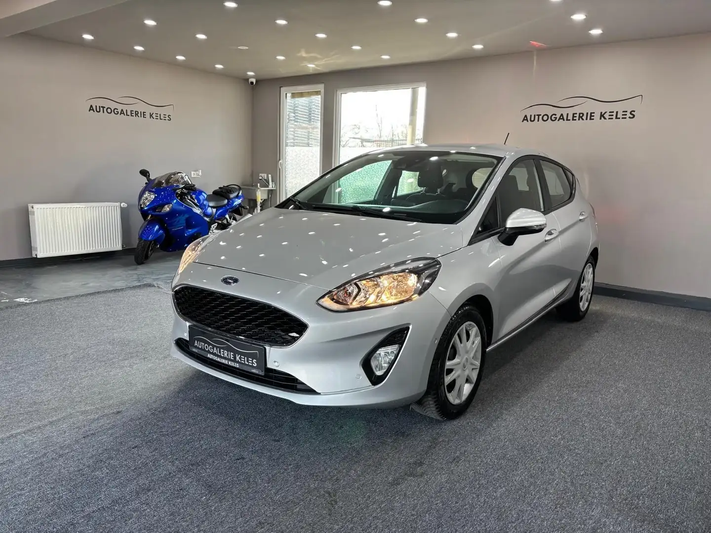 Ford Fiesta Cool & Connect NAVI*SPUR*KAM*PARKAS*EURO6 Silber - 2