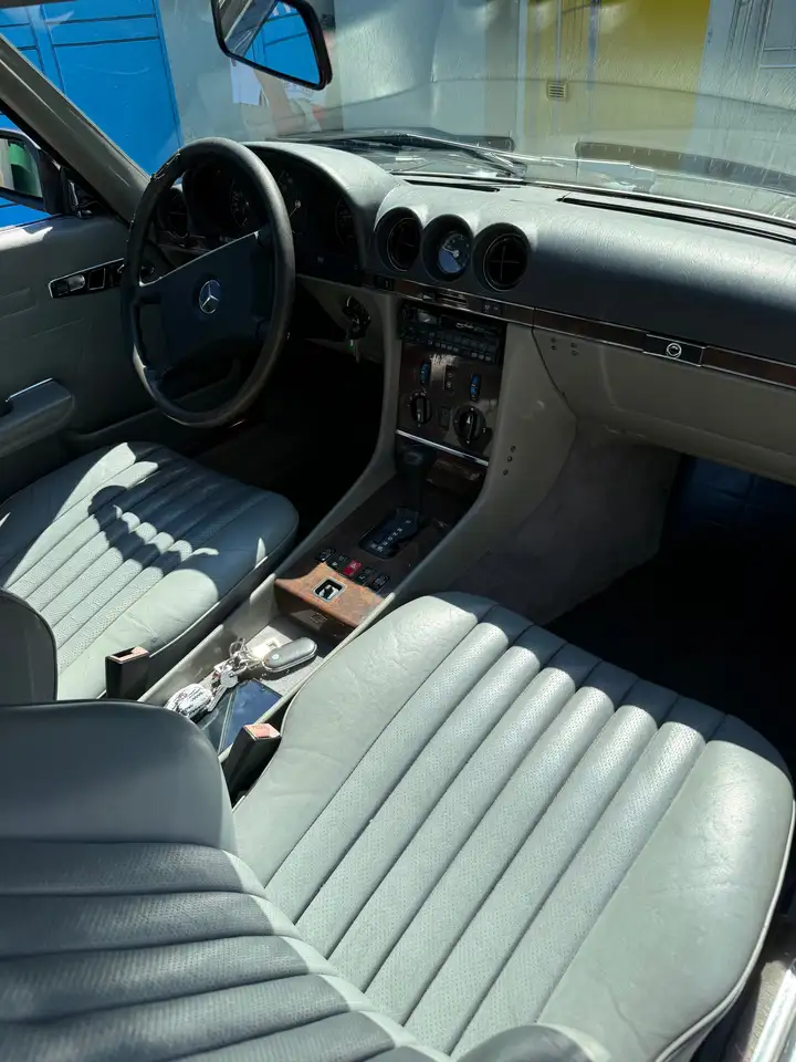 Mercedes-Benz SL 500 500 SL R107, foto 6