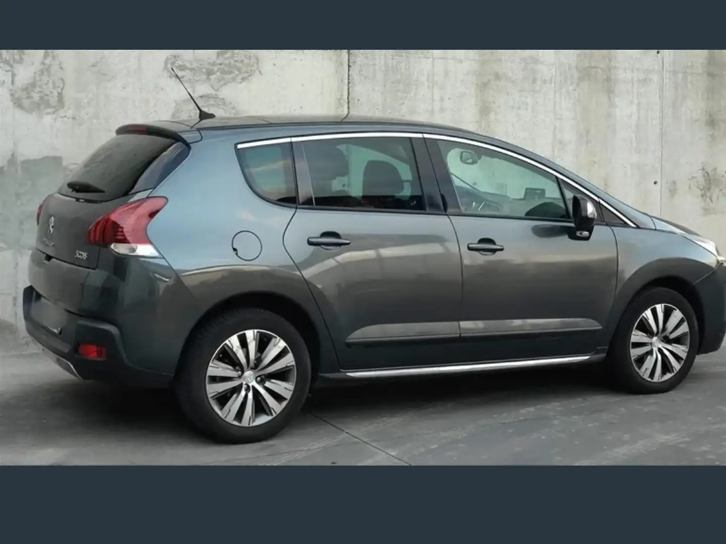 Peugeot 3008 2.0HDI Alllure 150 Gris - 1