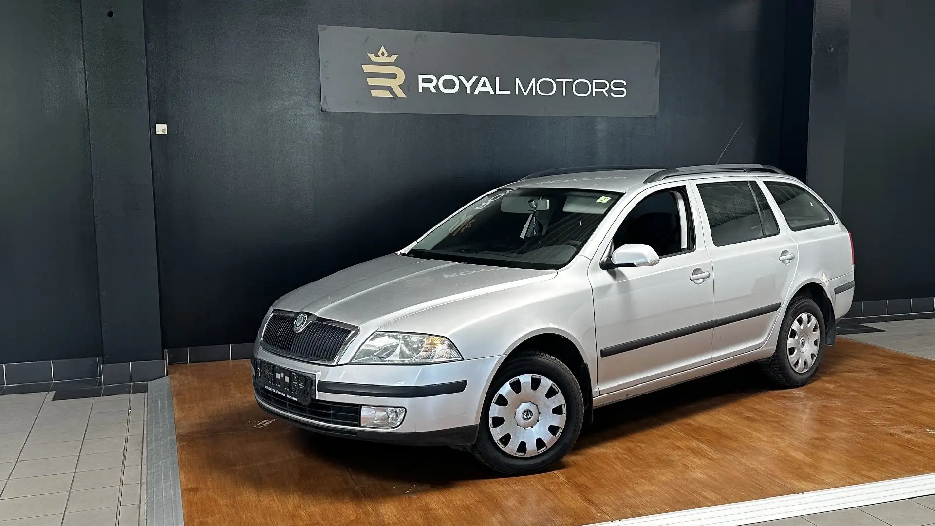 Skoda Octavia 1,9 TDI PD 4x4 Silber - 2