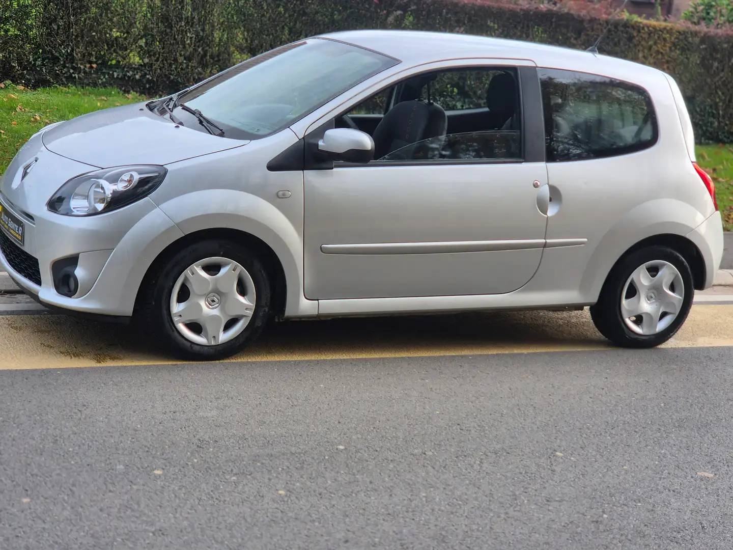 Renault Twingo Twingo 1.2i LEv Expression Argent - 2