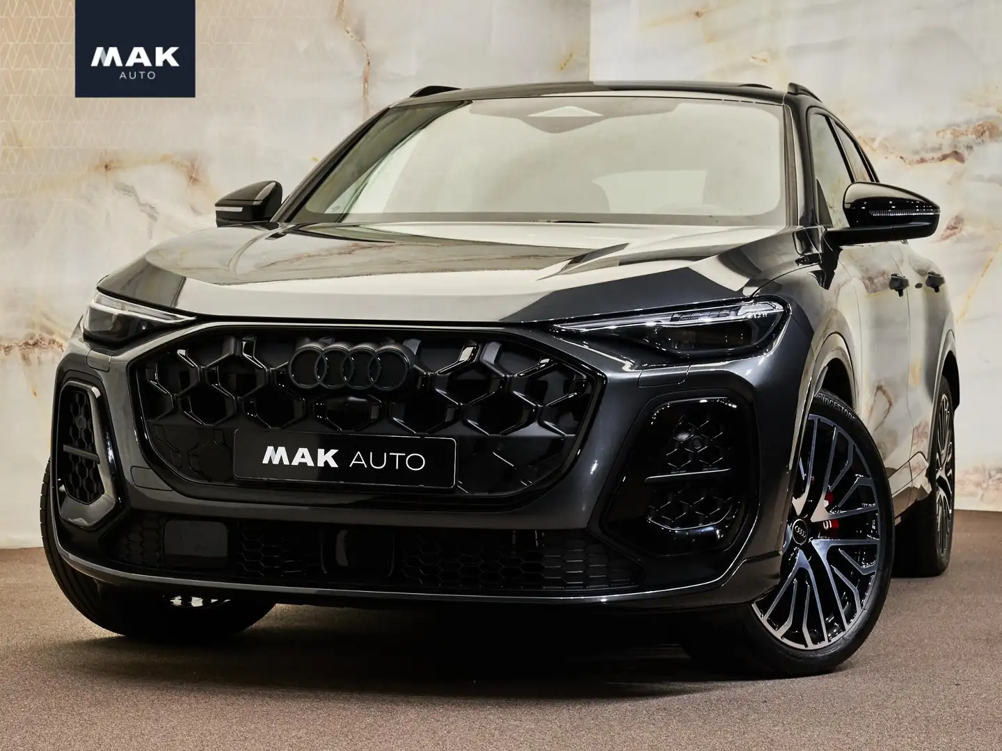 Audi SQ5 3.0 TFSI Quattro, pano, 21", tr.haak, luchtv., mat Grijs - 1