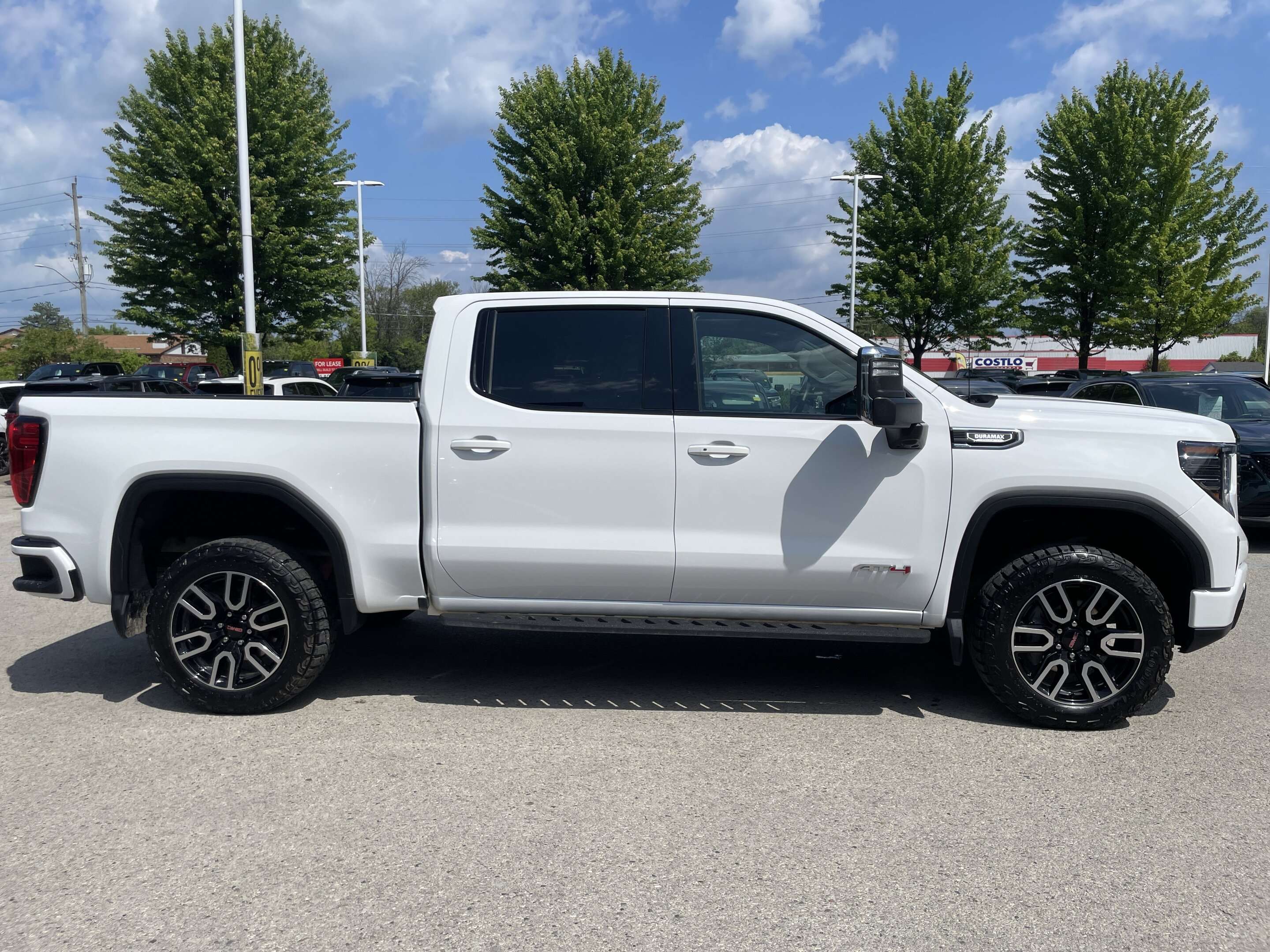 2026 GMC Sierra 1500 AT4 — photo 1