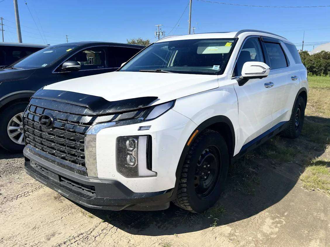  2023 Hyundai Palisade Urban AWD with 7 Passenger Seating   